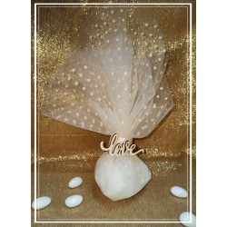  Μπομπονιέρα γάμου τούλι και ξύλινο Love